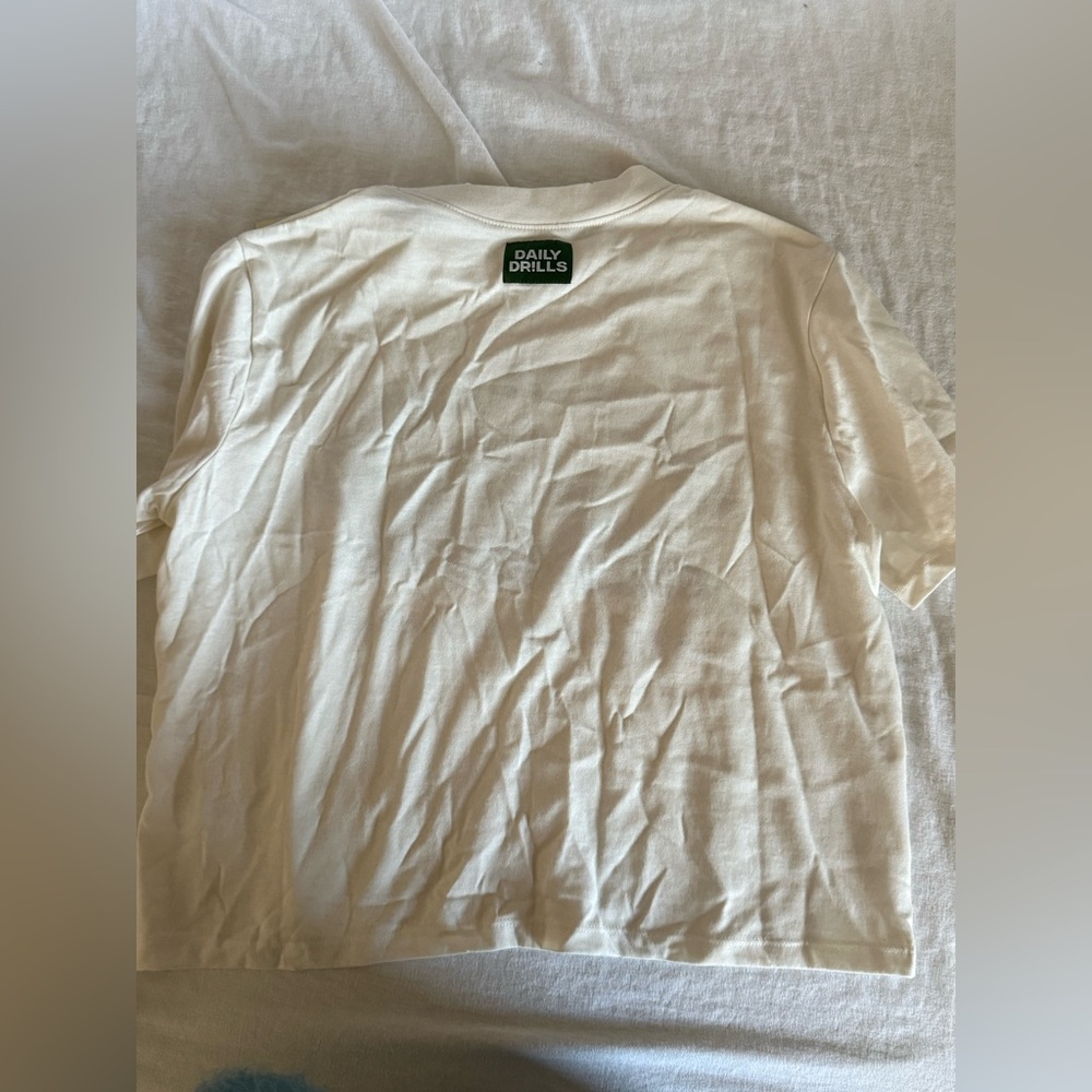 Daily Drills Aspen Classics Graphic T-Shirt - Picture 2 of 2